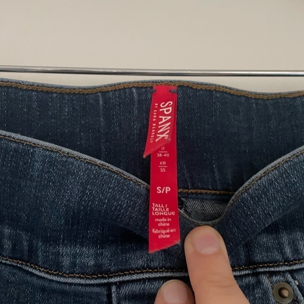 SPANX Distressed Ankle Skinny Jeans Medium Wash Tall - Picture 7 of 10